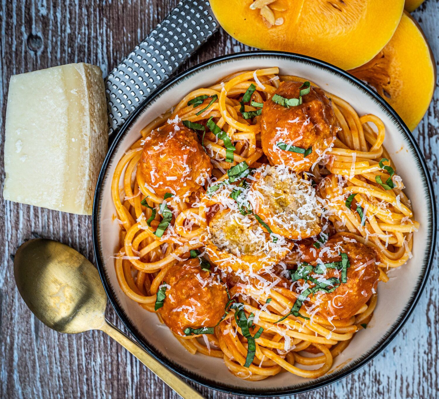 Spaghetti pompoen-meatballs
